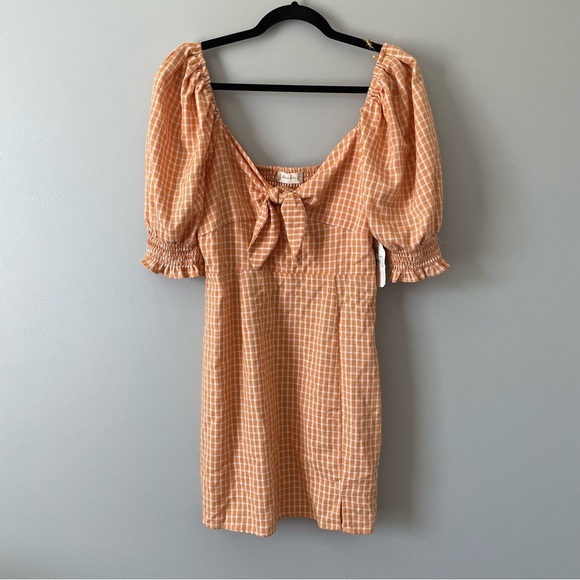 NWT Altar'd State Gingham Puff Sleeve Tie Front Mini Dress Apricot size L - Picture 6 of 14